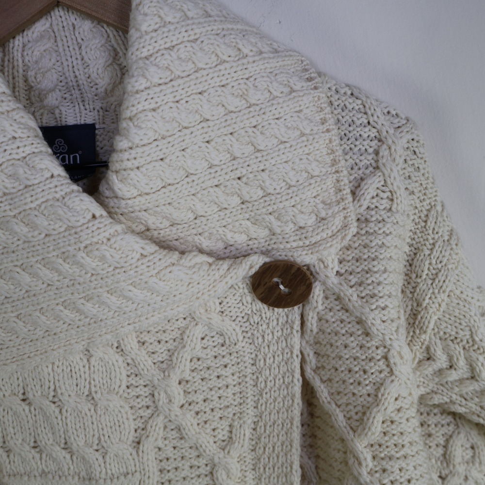 Aran Woollen Mills Merino Wool Cable Knit Wrap Cardigan S Cream Irish Sweater - Picture 4 of 11